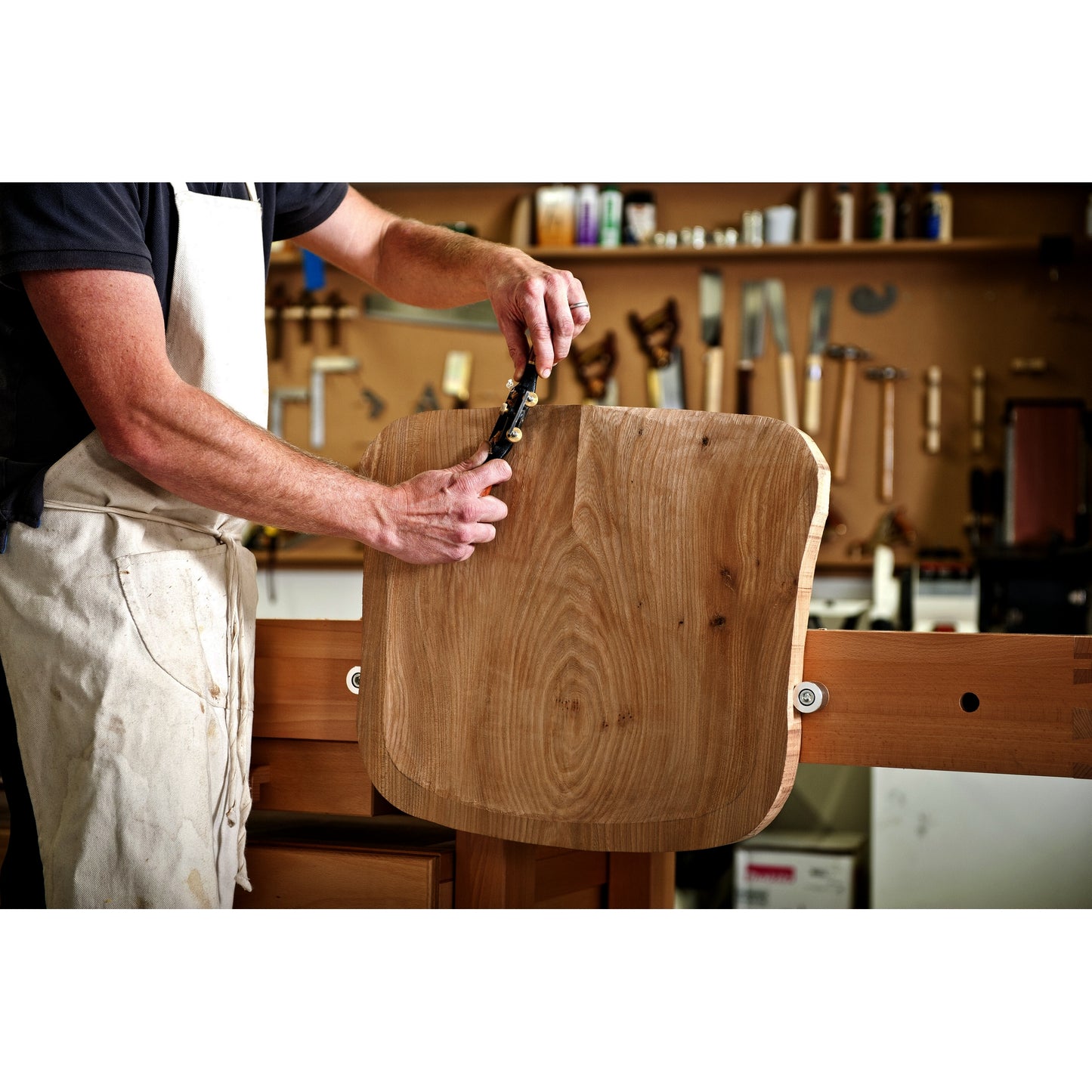 RAMIA Monster 2100 workbench