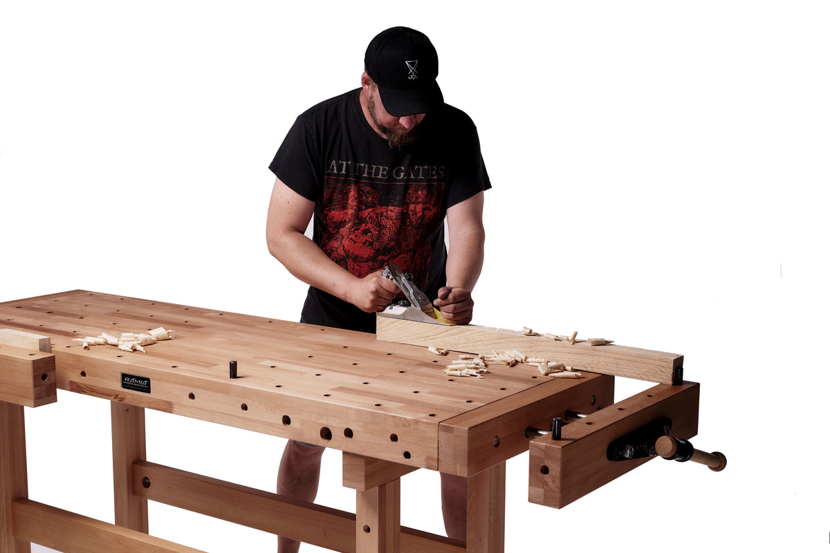 Detail of RAMIA Multi-Bench 2000 workbench construction